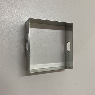 لوازم جانبی سینی کابل گالوانیزه OEM براکت پشتیبانی سینی کابل عمودی